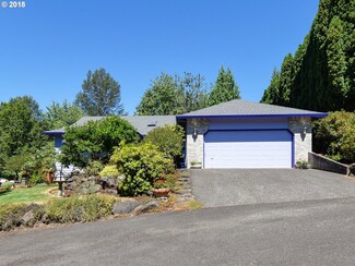 805 SE Roberts Ave, Gresham, OR 97080