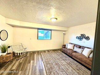 1506 E 1st Ave, Post Falls, ID 83854