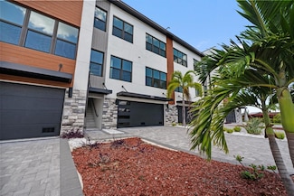 775 Gran Kaymen Way, Apollo Beach, FL 33572