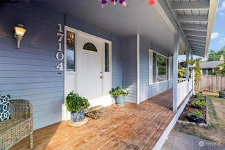 17104 NE 32nd St, Bellevue, WA 98008