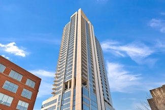 303 W Ohio St Unit 2105, Chicago, IL 60654