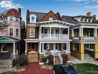 720 Buffalo Ave, Niagara Falls, NY 14303