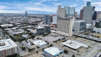 2201 W Main St, Houston, TX 77098