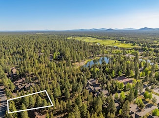 54681 Sunstone Loop Unit 111, Sunriver, OR 97707