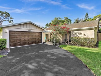 3996 NW 7th Ct, Delray Beach, FL 33445