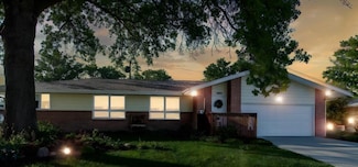 1828 William Dr, Beatrice, NE 68310