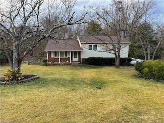 924 Sportsmans Dr, Winston Salem, NC 27101