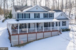 9531 Primrose Ln, Marshall, VA 20115