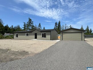 31 Butterfly Ln, Sequim, WA 98382