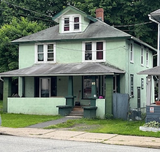 95 Fowler St, Port Jervis, NY 12771