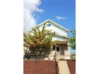 1618 Woodmont Ave, New Kensington, PA 15068
