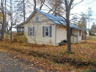 5420 Java Lake Rd, Arcade, NY 14009