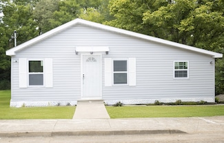 10 Hill St, Jackson, TN 38301