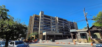 555 Gorge Rd Unit 6F, Cliffside Park, NJ 07010