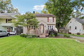 203 Helen Ave, Niles, OH 44446