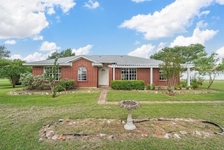 689 Lcr 662, Kosse, TX 76653