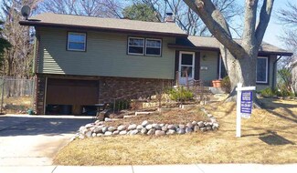 502 Presidential Ln, Madison, WI 53711