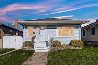 2733 173rd St, Hammond, IN 46323