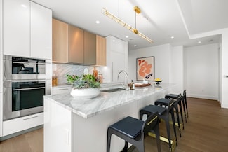 240 Devonshire St Unit 5612, Boston, MA 02110