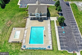 311 Tiree Ct Unit 104, Abingdon, MD 21009