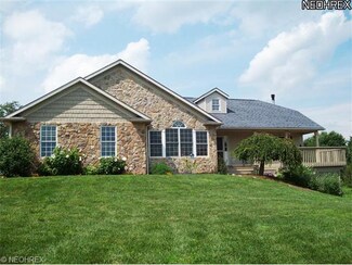 14267 Bellridge Ave SW, Navarre, OH 44662