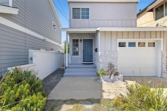 1121 14th St, Hermosa Beach, CA 90254