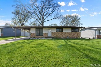 2829 Merrell Dr, Saint Louis, MO 63125