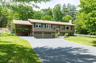 15 Profile Dr, Merrimack, NH 03054
