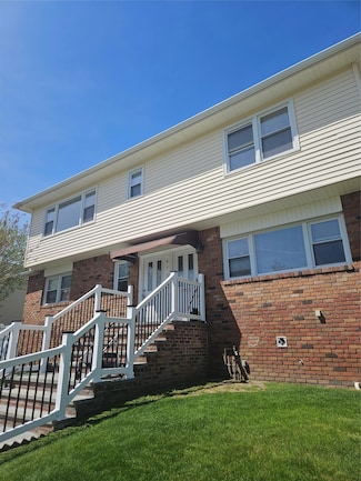 473 Franklin Blvd, Long Beach, NY 11561