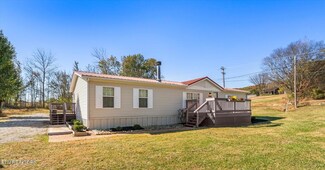 1476 Martha Dandridge Cir, Dandridge, TN 37725