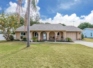 442 Canterbury Rd, Venice, FL 34293