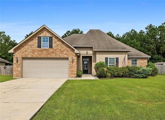 290 Blakemore Dr, Ponchatoula, LA 70454