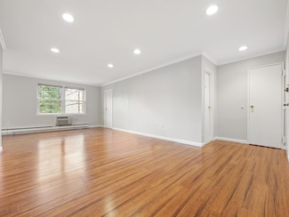 410 Sierra Vista Ln Unit 410, Valley Cottage, NY 10989