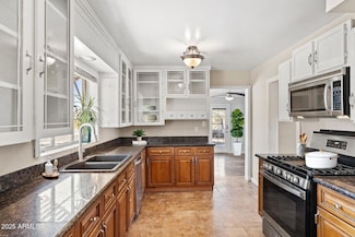 1749 W Monterosa St, Phoenix, AZ 85015