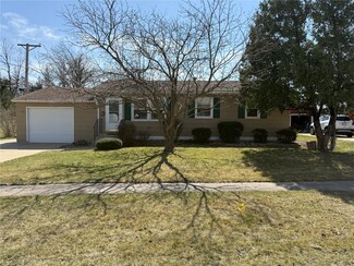 3001 2nd Ave SW, Cedar Rapids, IA 52404