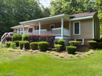 2796 Grant Trail, Randleman, NC 27317