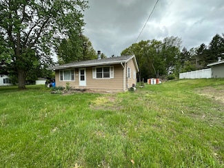 2330 Kint Ct, Jackson, MI 49202