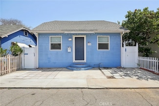 716 Pacific Ln, Torrance, CA 90501