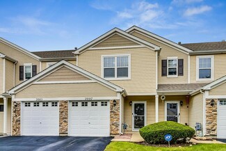 2007 Limestone Ln Unit 264, Carpentersville, IL 60110