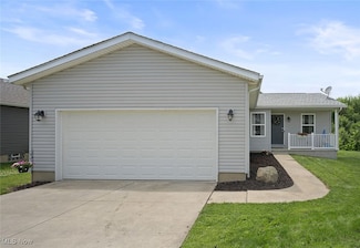 1855 Blooming Hills Place SE, Massillon, OH 44646