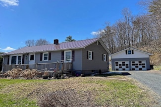 37 Taylor Hill Rd, Proctor, VT 05765