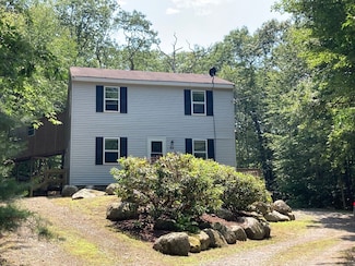 50 New Way Ln Unit A, Gloucester, MA 01930