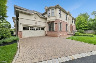 27 Green Way, New Providence, NJ 07974