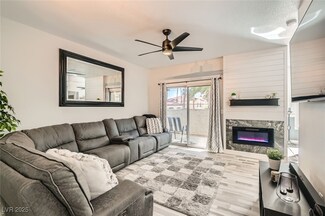 2975 Bluegrass Ln Unit 412, Henderson, NV 89074