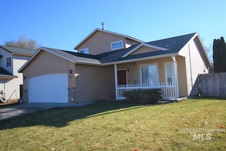 811 W Dewey Ave, Nampa, ID 83686