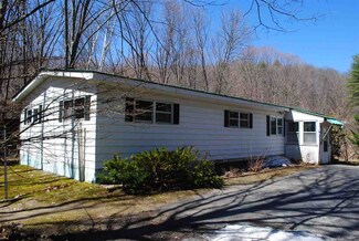 2895 County Rd, Windsor, VT 05089
