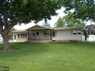 601 Mckinley St, Creston, IA 50801