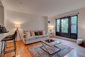 519 Harrison Ave Unit D421, Boston, MA 02118