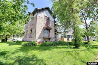 450 W 6th St, Fremont, NE 68025