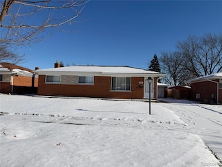 29910 Bradner Dr, Warren, MI 48088